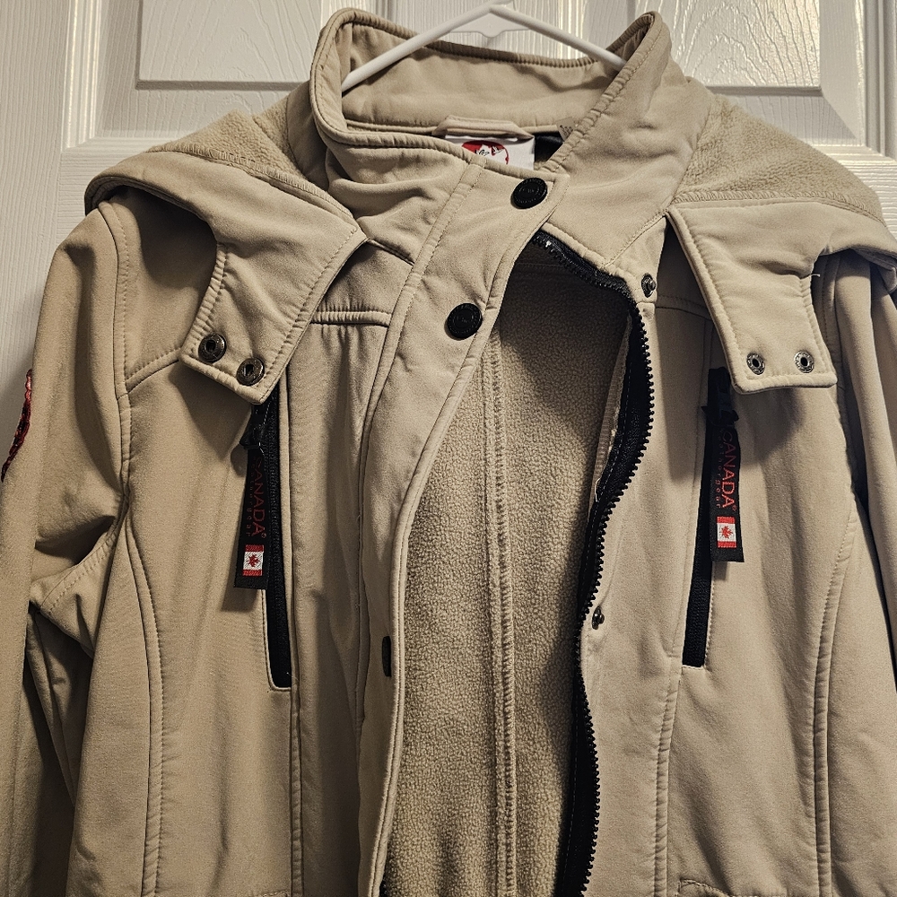 Womens jacket - Picture 9 of 9